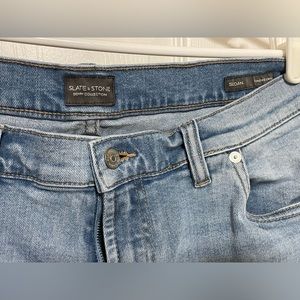 Men’s light wash denim jeans